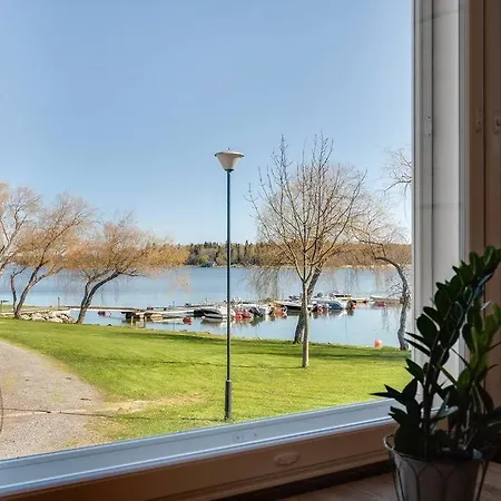 Upea Huoneisto Merenrannalla *