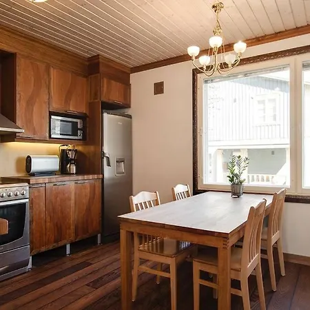 Upea Huoneisto Merenrannalla