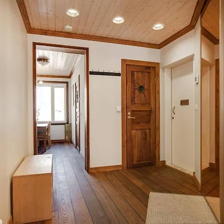 Upea Huoneisto Merenrannalla *